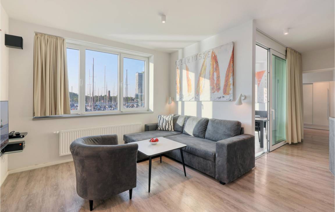 56 M² Ferienwohnung ∙ 1 Schlafzimmer ∙ 2 Gäste - Lübeck