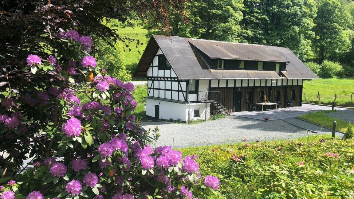220 M² Maison De Vacances ∙ 5 Chambres ∙ 10 Personnes - Winterberg