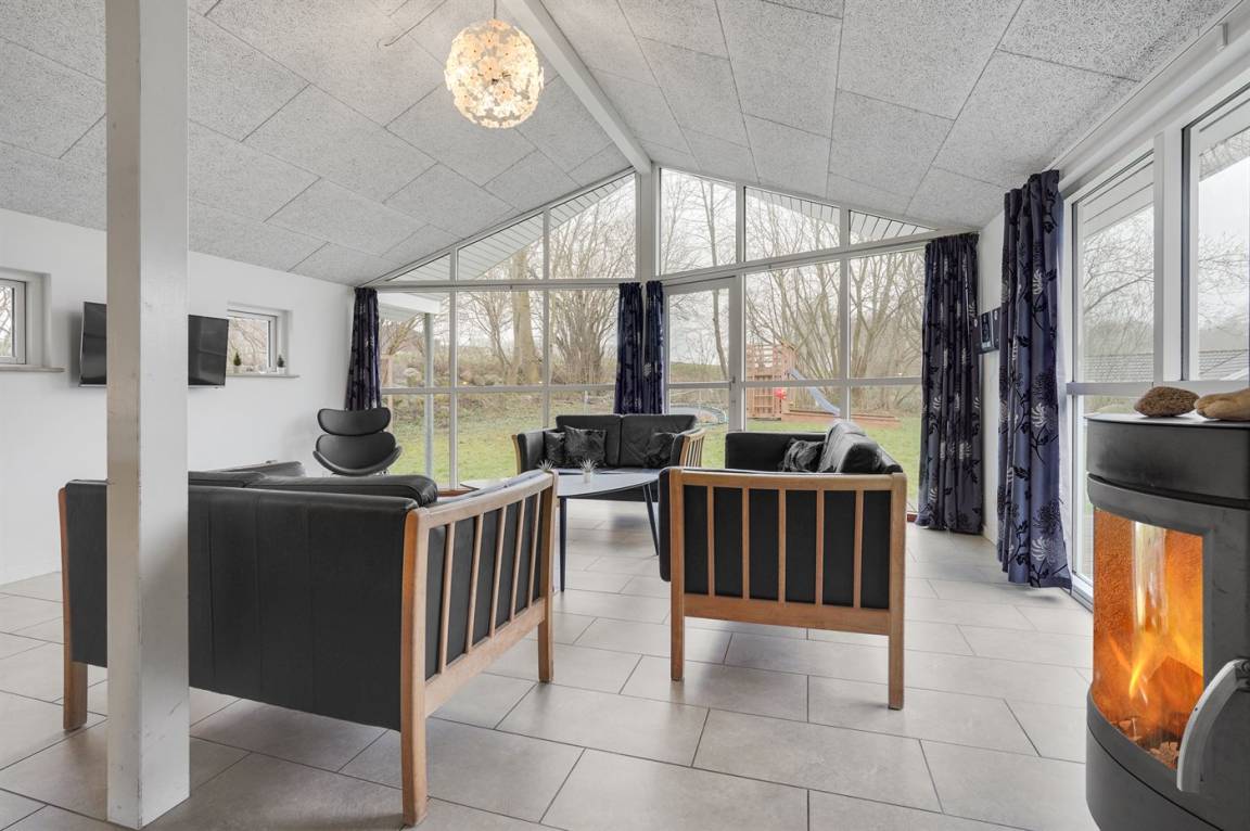192 m² Ferienhaus ∙ 5 Schlafzimmer ∙ 12 Gäste – Bild 8