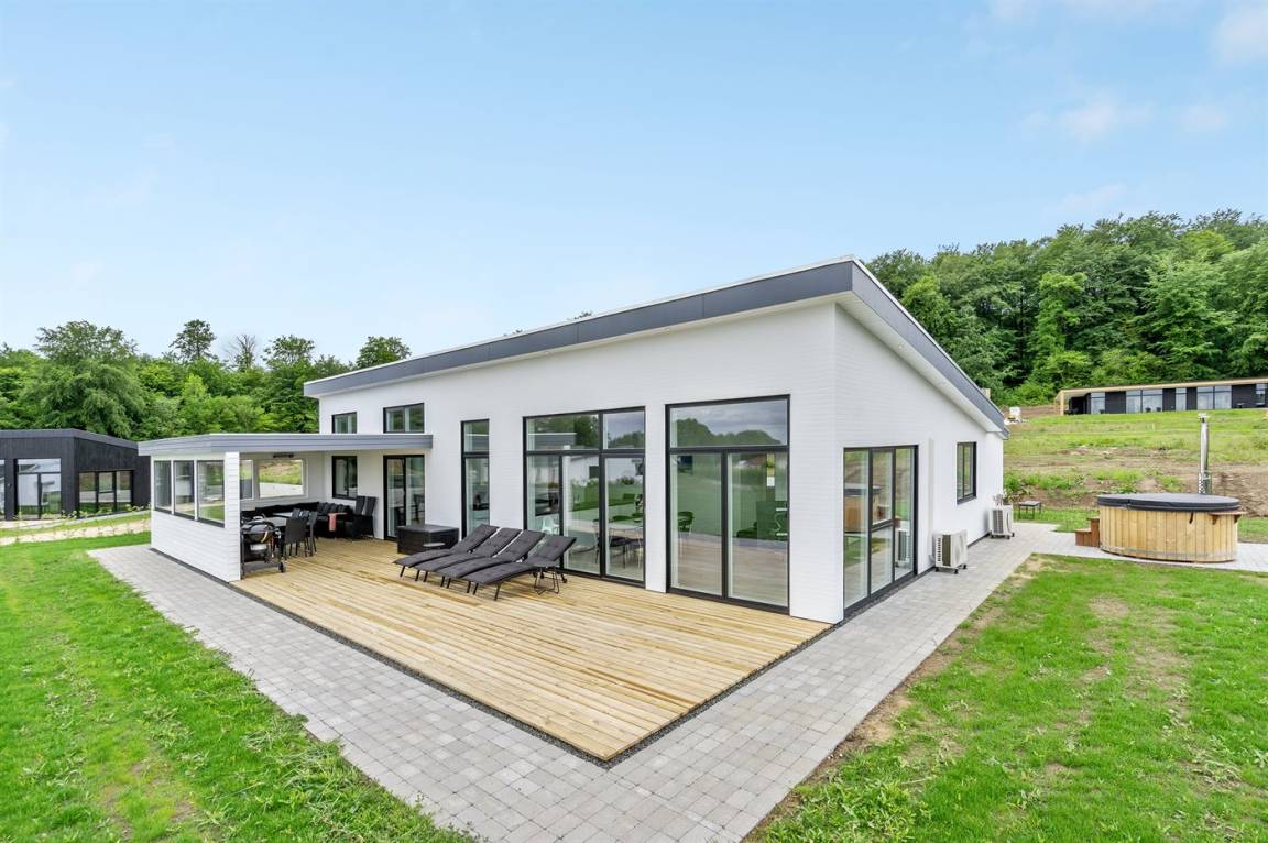 135 m&sup2; Ferienhaus 4 Schlafzimmer 10 G&auml;ste