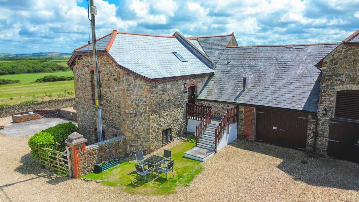 140 M² Cottage ∙ 2 Bedrooms ∙ 4 Guests - Crackington Haven
