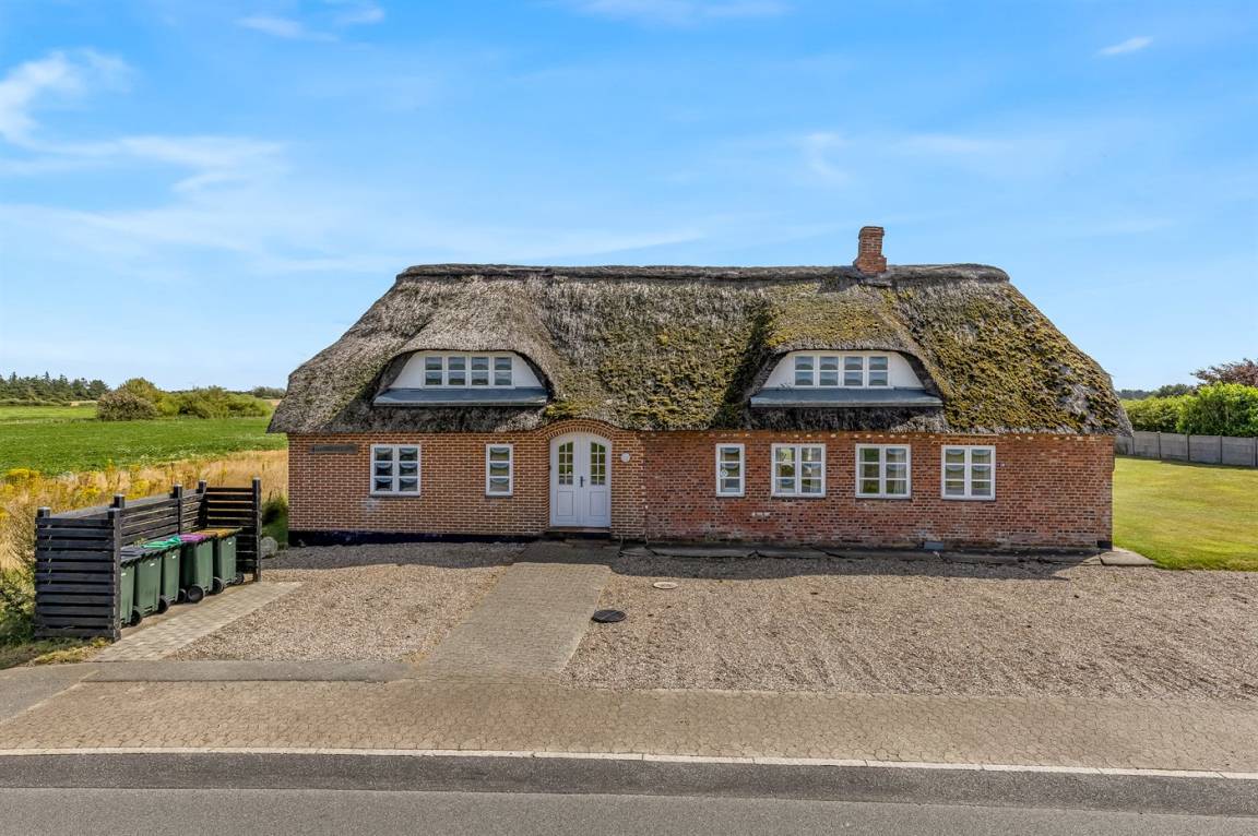 261 m&sup2; Ferienhaus 8 Schlafzimmer 16 G&auml;ste