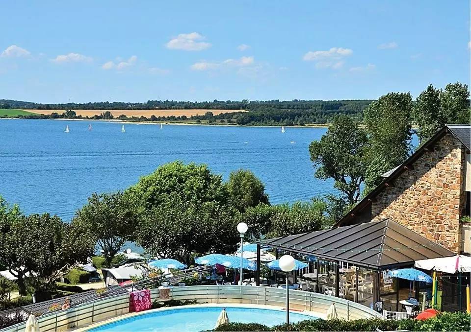 34 M² Caravan ∙ 2 Bedrooms ∙ 4 Guests - Lac de Pareloup