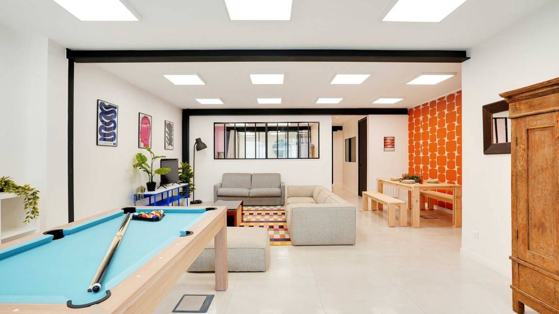 130 M² Apartment ∙ 2 Bedrooms ∙ 6 Guests - Paris