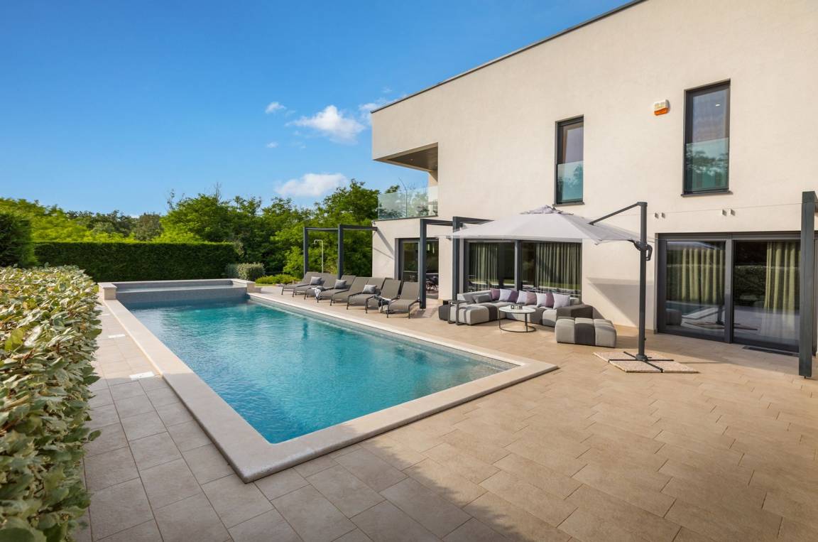 175 M² Villa ∙ 4 Bedrooms ∙ 8 Guests - Vrsar