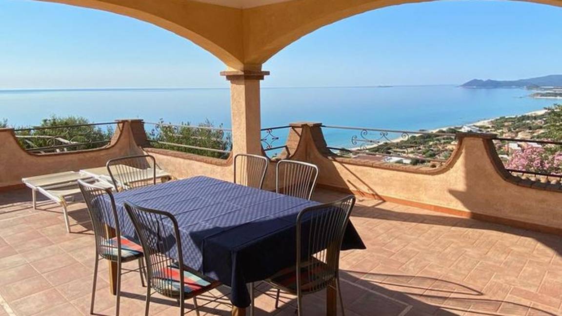 75 M² Casa ∙ 3 Habitaciones ∙ 5 Huéspedes - Costa Rei