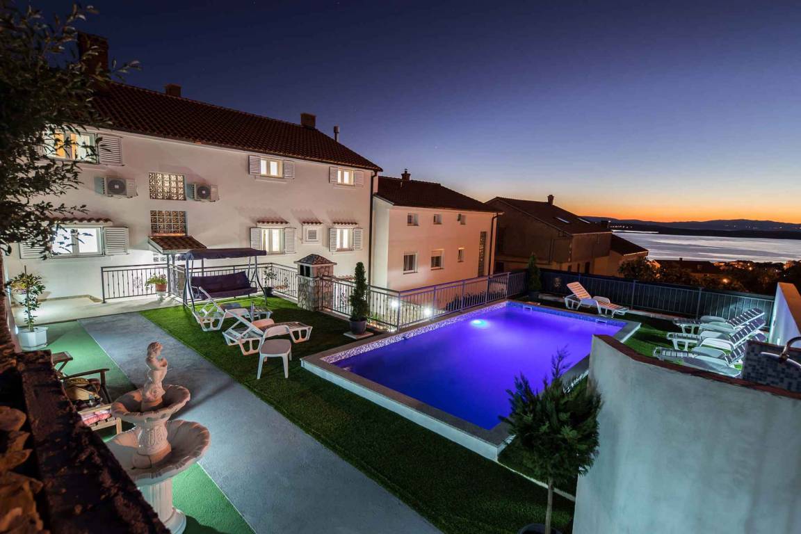 45 M² Apartment ∙ 2 Bedrooms ∙ 4 Guests - Crikvenica