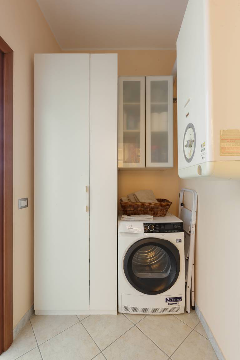 46 M² Appartamento Vacanza ∙ 1 Camera Da Letto ∙ 4 Ospiti - Sesto San Giovanni
