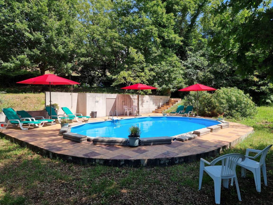 120 M² Casa ∙ 5 Quartos ∙ 10 Hóspedes - Travancinha