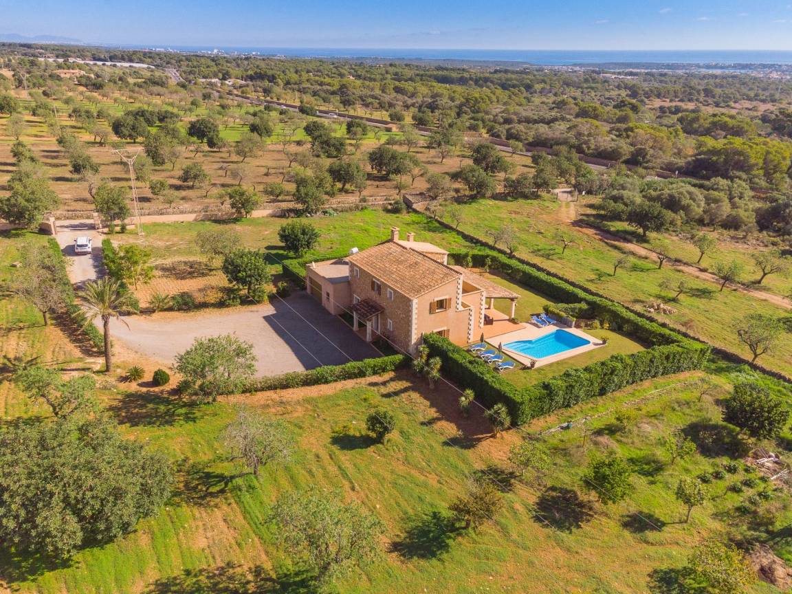200 M² Casa ∙ 4 Habitaciones ∙ 6 Huéspedes - Cala d'Or