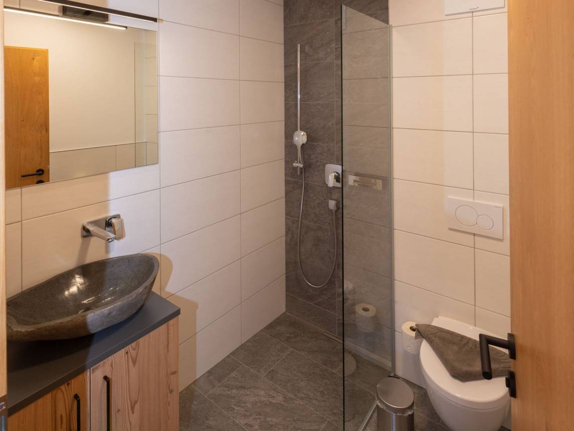 70 m² Ferienwohnung ∙ 2 Schlafzimmer ∙ 9 Gäste – Bild 5