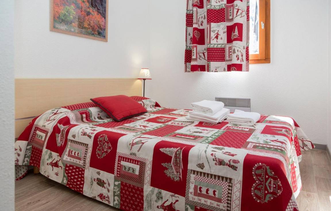 48 m² Ferienwohnung ∙ 2 Schlafzimmer ∙ 8 Gäste – Bild 4