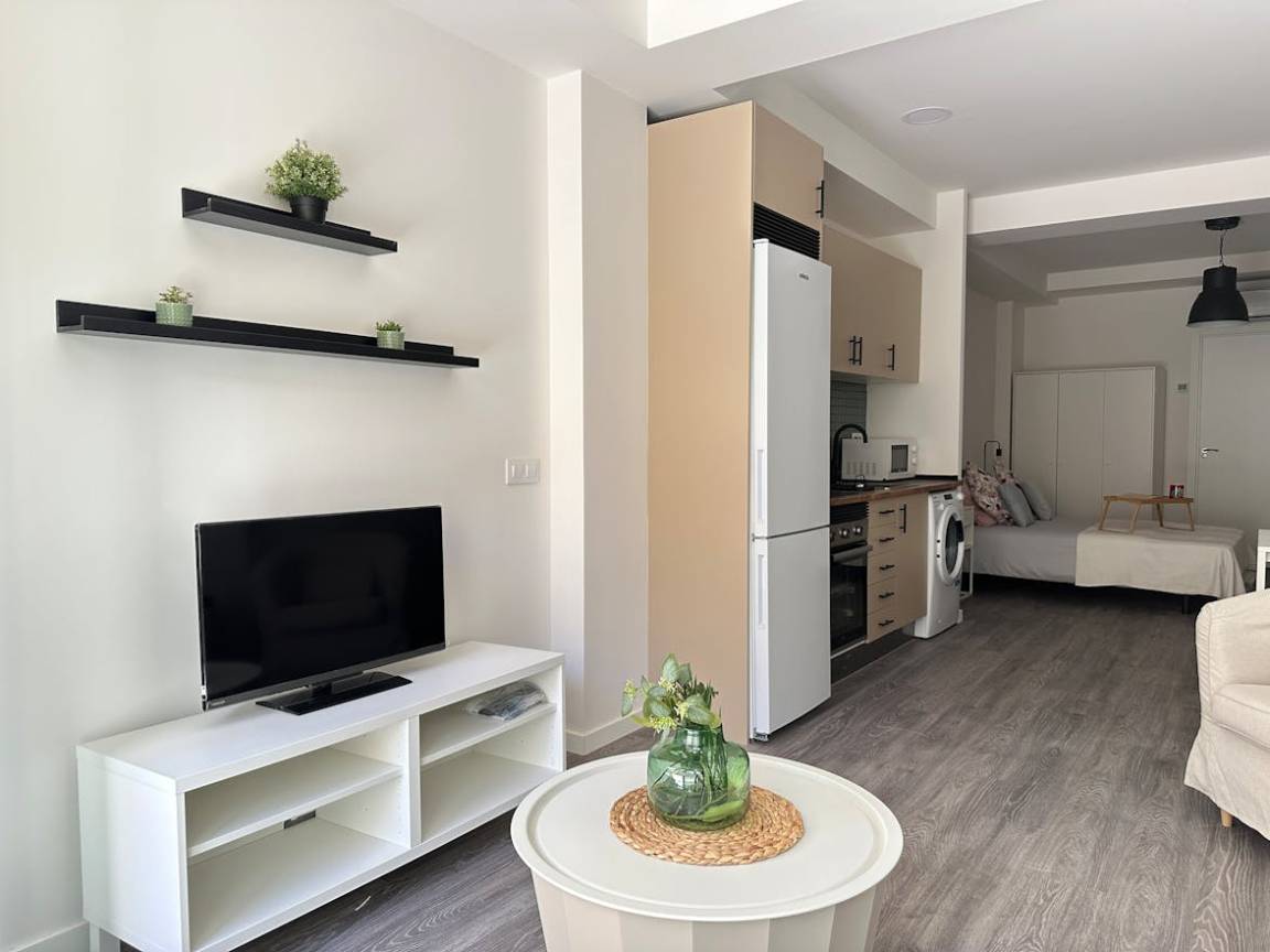 42 M² Apartamento ∙ 1 Habitación ∙ 2 Huéspedes - Móstoles