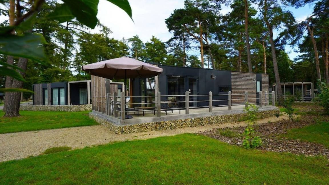 65 M² Huis ∙ 2 Slaapkamers ∙ 4 Gasten - Genk