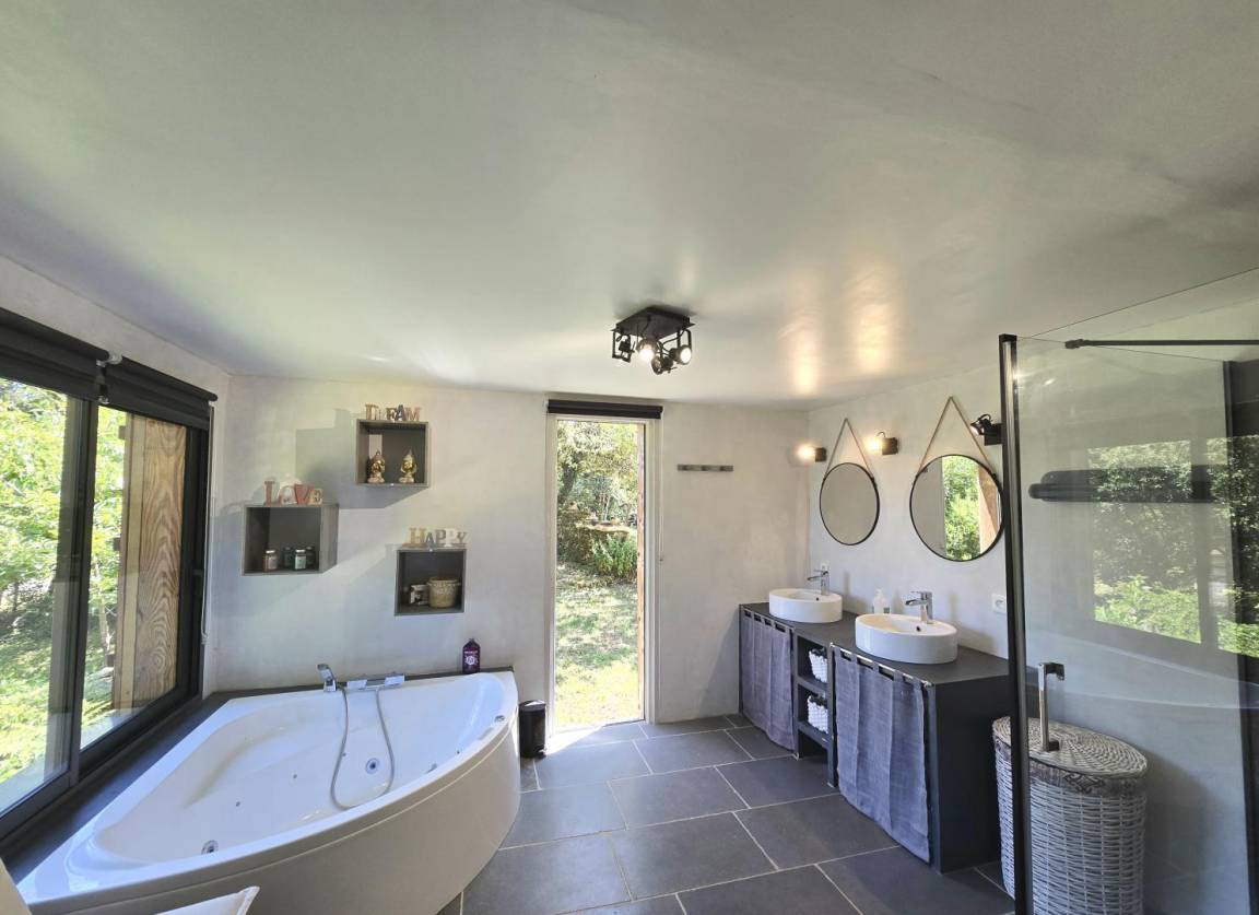 102 m² Gîte ∙ 2 Schlafzimmer ∙ 4 Gäste – Bild 9