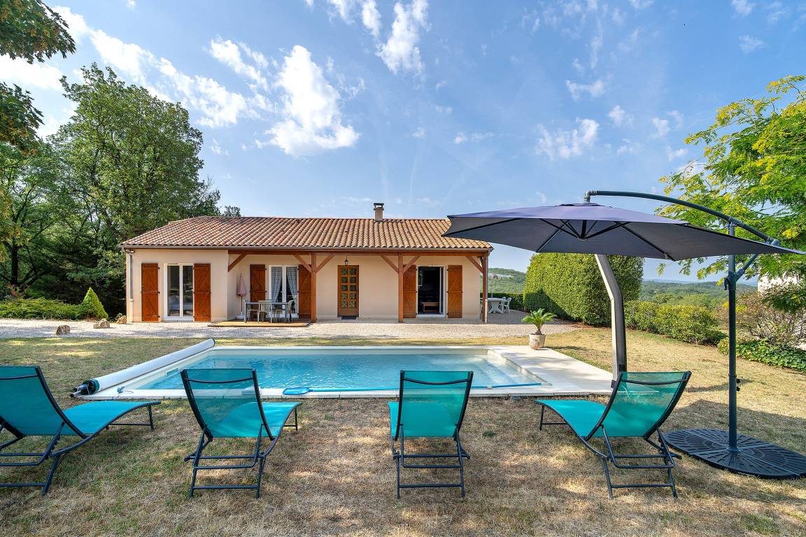 96 M² Maison De Vacances ∙ 3 Chambres ∙ 6 Personnes - Montignac