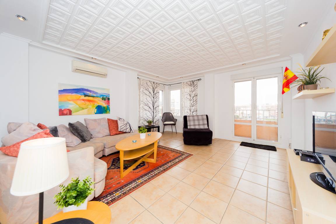 100 M² Apartamento ∙ 2 Habitaciones ∙ 5 Huéspedes - Torrevieja