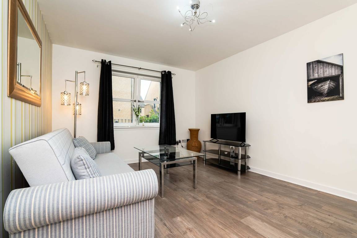 Apartment ∙ 3 Bedrooms ∙ 5 Guests - Aberdeen