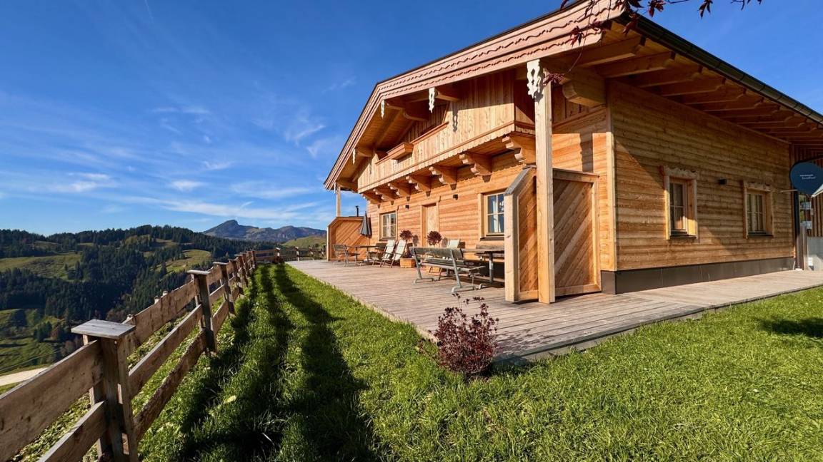 80 M² Talo ∙ 3 Makuuhuonetta ∙ 10 Vierasta - Walchsee
