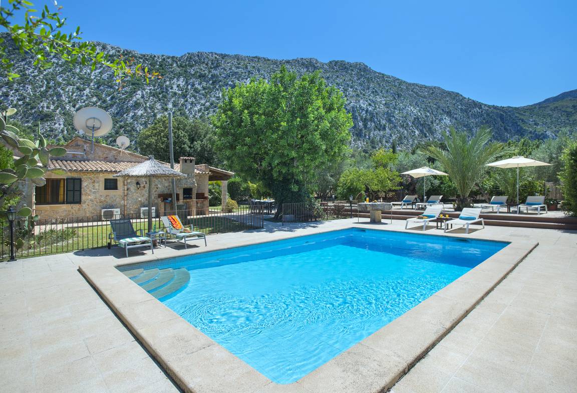 110 M² Villa ∙ 3 Habitaciones ∙ 6 Huéspedes - Pollensa
