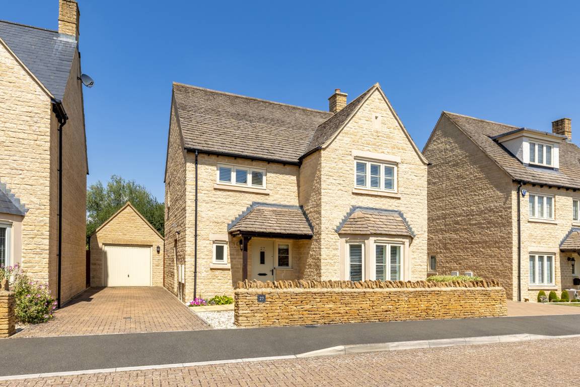 Cottage ∙ 4 Bedrooms ∙ 6 Guests - Bibury