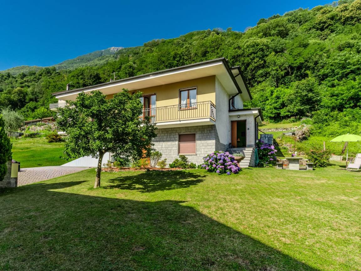 130 M² Appartement ∙ 3 Chambres ∙ 6 Personnes - Chiavenna