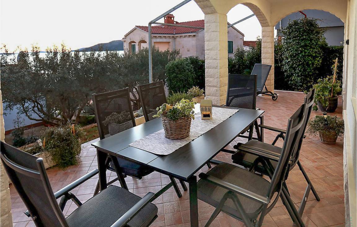 49 M² Apartment ∙ 2 Bedrooms ∙ 4 Guests - Seget Vranjica