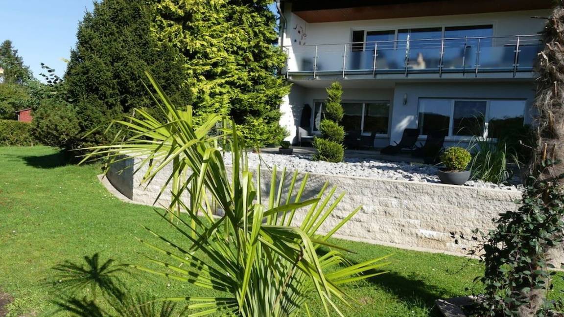 100 M² Ferienhaus ∙ 2 Schlafzimmer ∙ 4 Gäste - Wetzlar