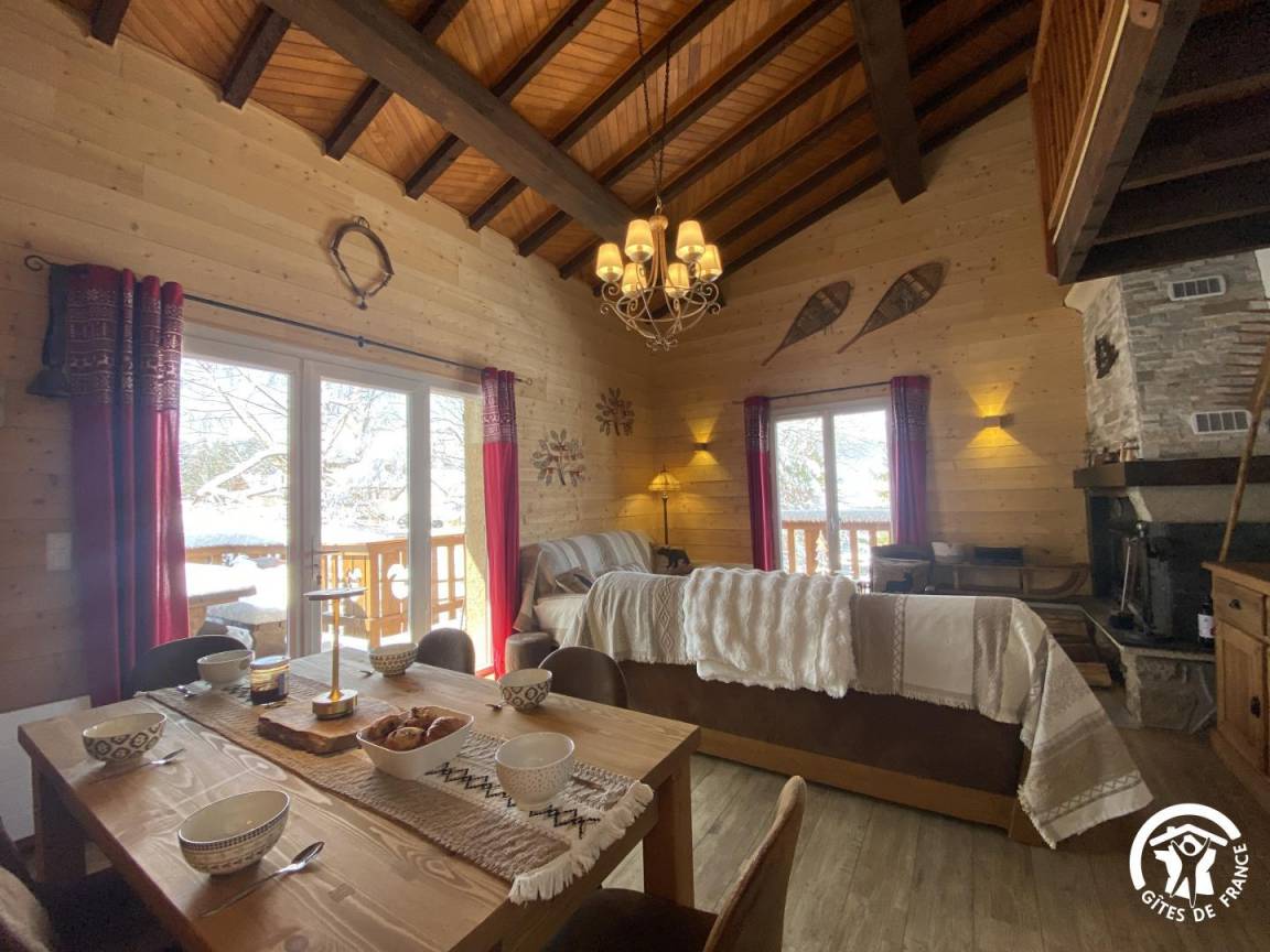 75 M² Gîte ∙ 3 Chambres ∙ 6 Personnes - Formiguères