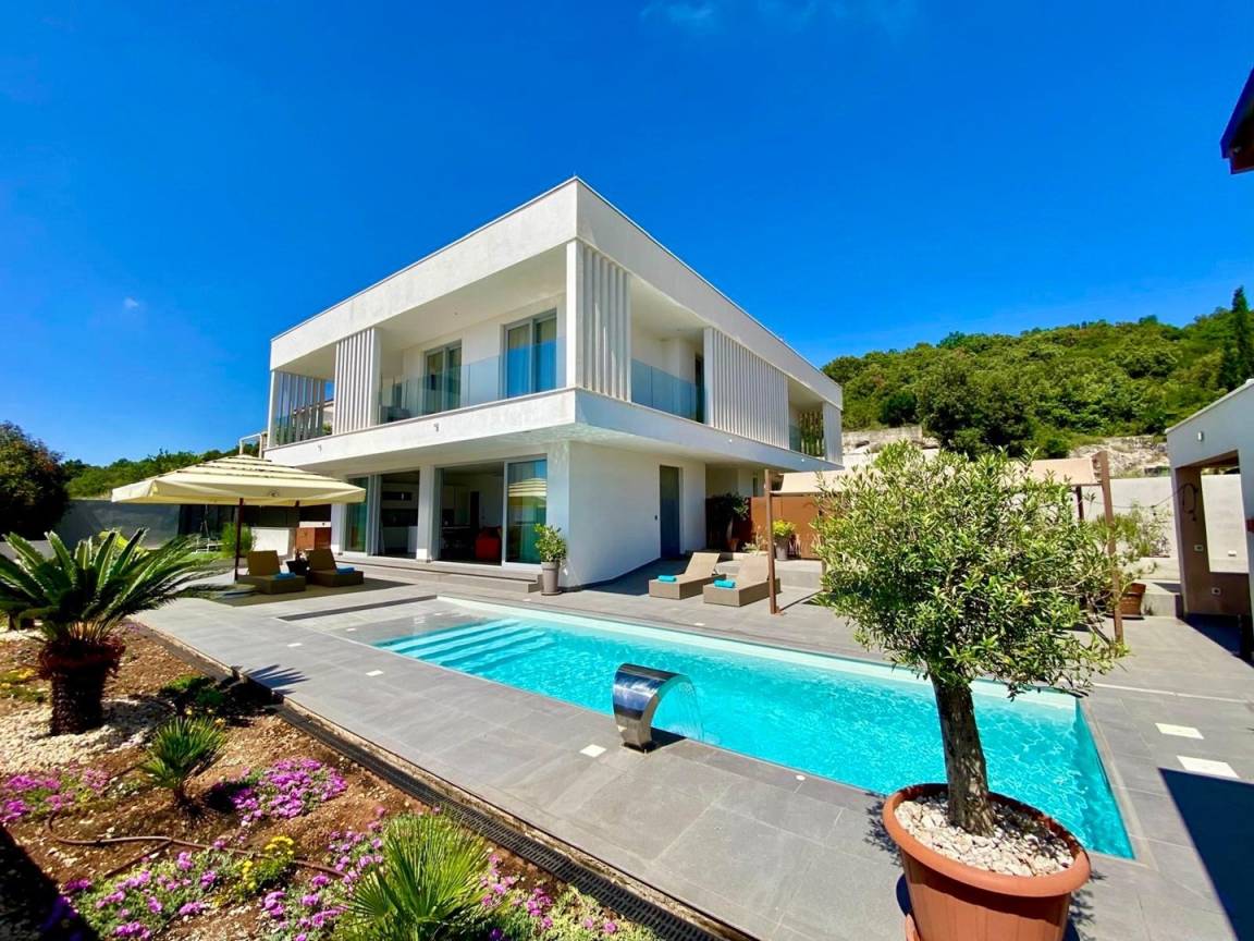 100 M² Villa ∙ 2 Habitaciones ∙ 6 Huéspedes - Srebreno