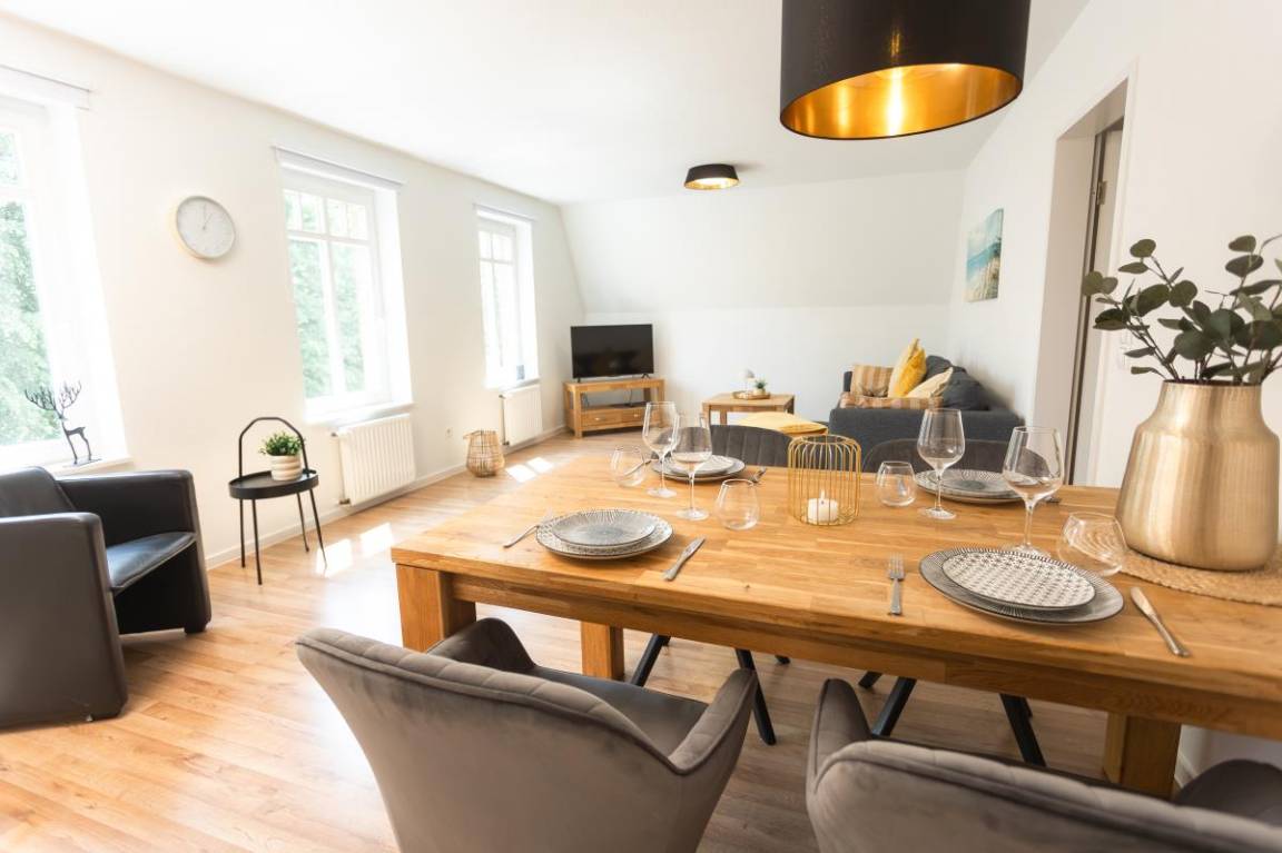 75 M² Ferienwohnung ∙ 2 Schlafzimmer ∙ 4 Gäste - Nordhorn