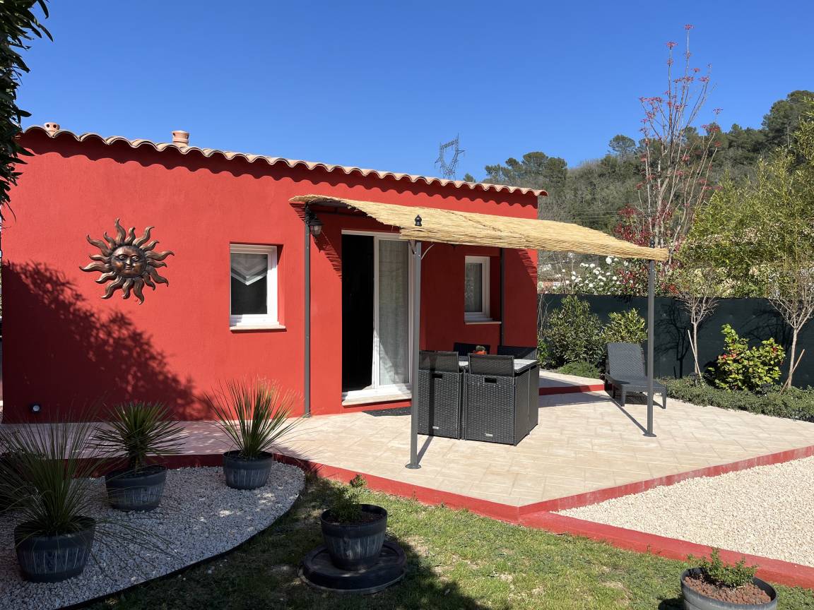 60 M² House ∙ 2 Bedrooms ∙ 4 Guests - Brignoles