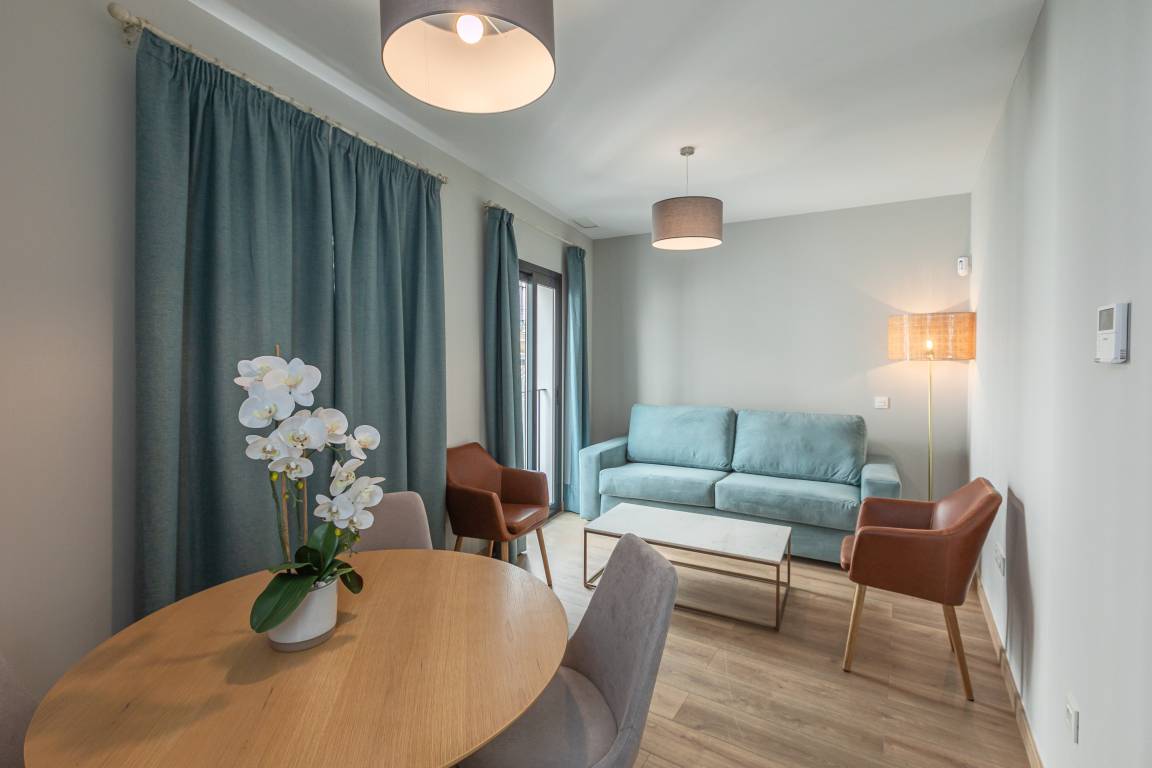 50 M² Apartamento ∙ 3 Habitaciones ∙ 6 Huéspedes - Camas