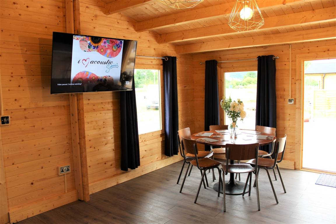 85 M² Lodge ∙ 3 Bedrooms ∙ 6 Guests - Cotswolds