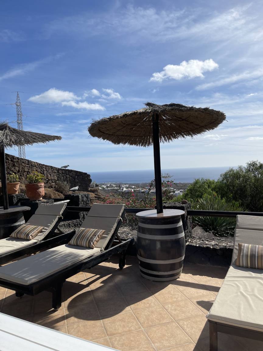 70 M² Villa ∙ 1 Bedroom ∙ 5 Guests - Lanzarote