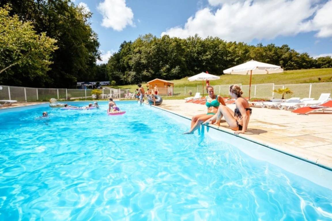 30 M² Camping ∙ 2 Bedrooms ∙ 4 Guests - Dordogne