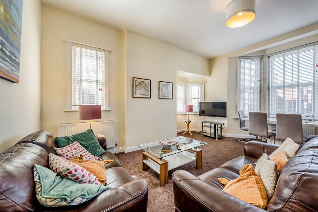 Apartment ∙ 2 Bedrooms ∙ 4 Guests - Bexhill