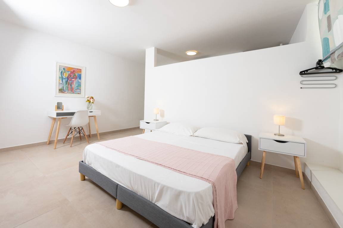 50 M² Apartamento ∙ 2 Habitaciones ∙ 4 Huéspedes - Monte di Procida