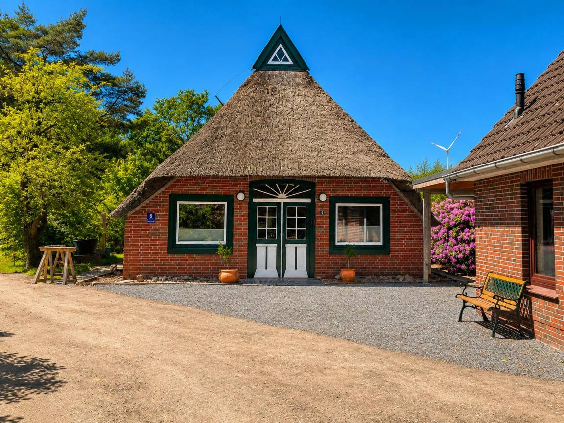 100 M² Huis ∙ 2 Slaapkamers ∙ 4 Gasten - Brake
