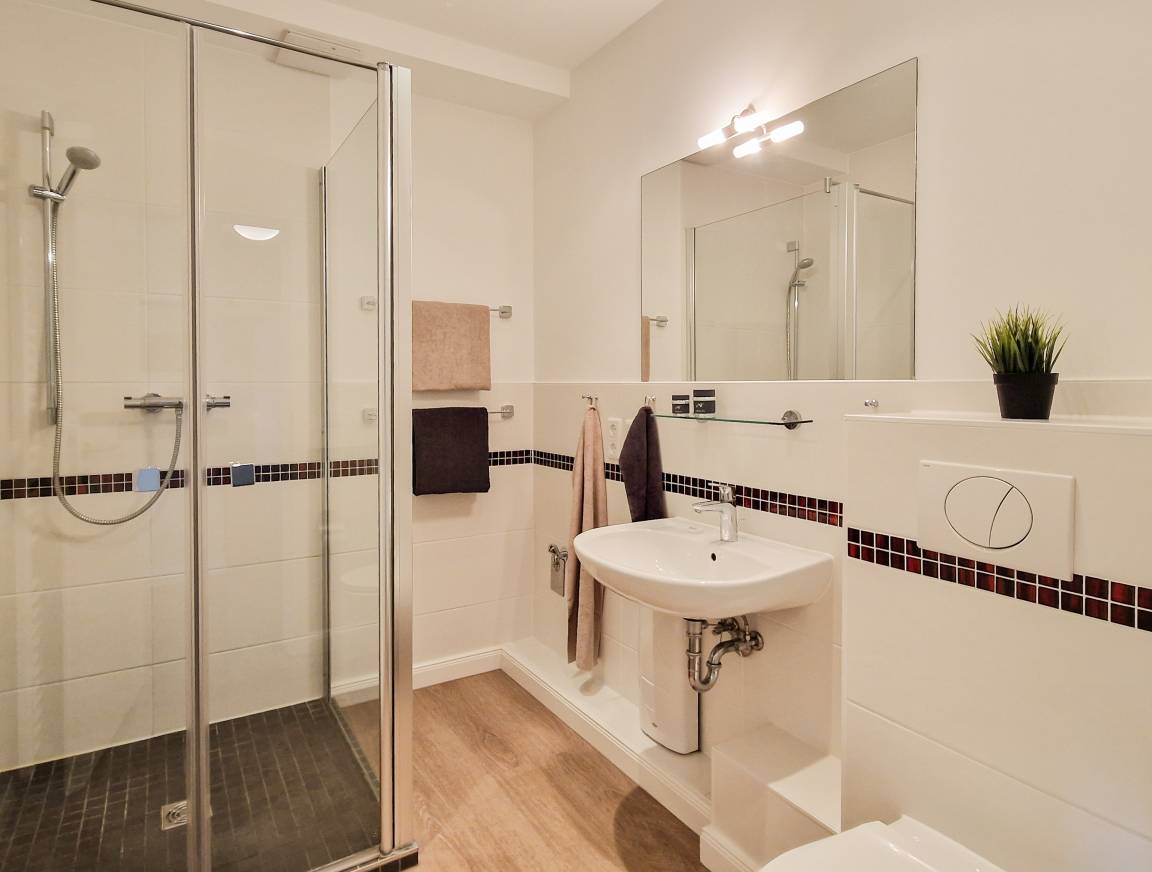 77 m² Ferienwohnung ∙ 2 Schlafzimmer ∙ 4 Gäste – Bild 12