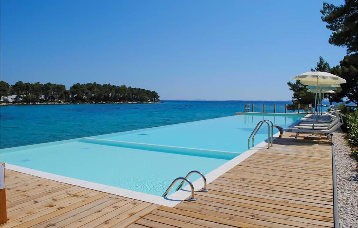 70 M² Apartment ∙ 2 Bedrooms ∙ 4 Guests - Murter
