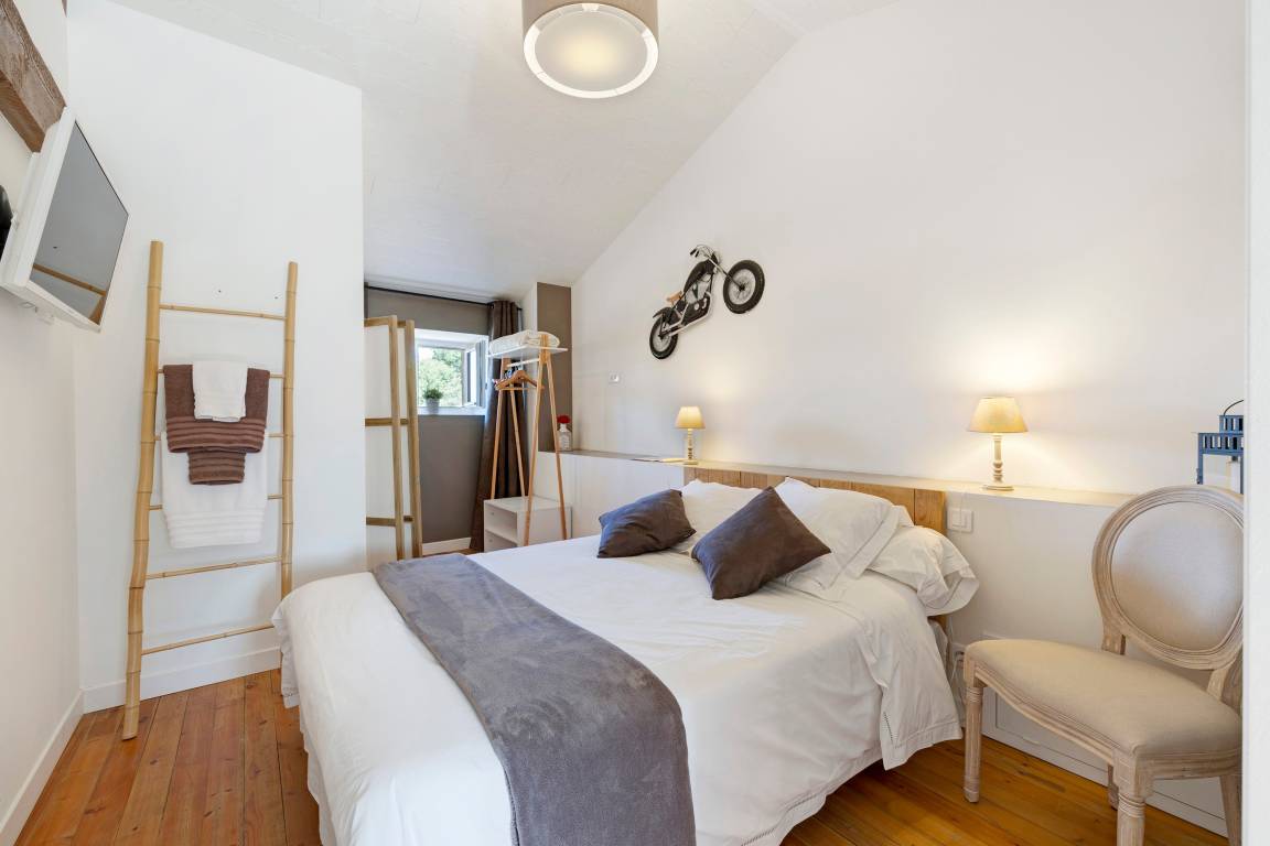 12 M² Bed & Breakfast ∙ 1 Habitación ∙ 2 Huéspedes - Les Epesses