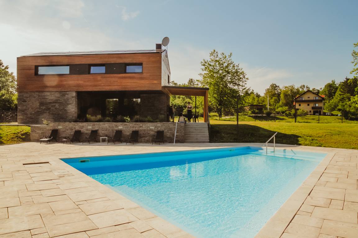 160 M² Villa ∙ 2 Bedrooms ∙ 6 Guests - Slunj
