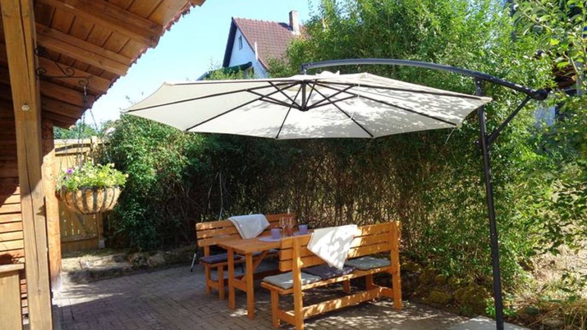 50 M² Ferienwohnung ∙ 4 Gäste - Hollfeld