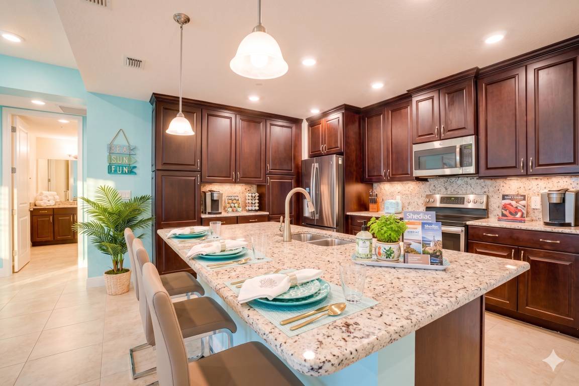 House ∙ 2 Bedrooms ∙ 5 Guests - Holmes Beach, FL