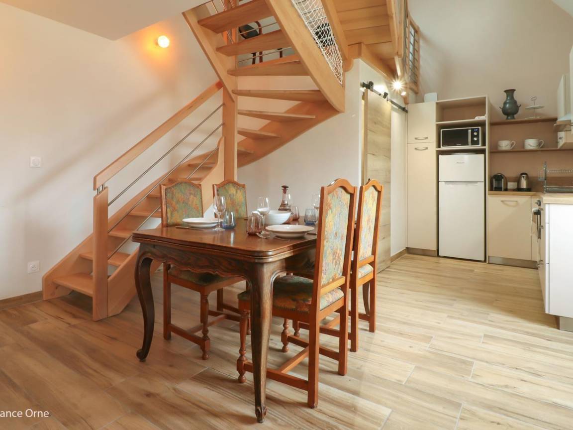 80 M² Casa Rural ∙ 1 Habitación ∙ 2 Huéspedes - Normandía