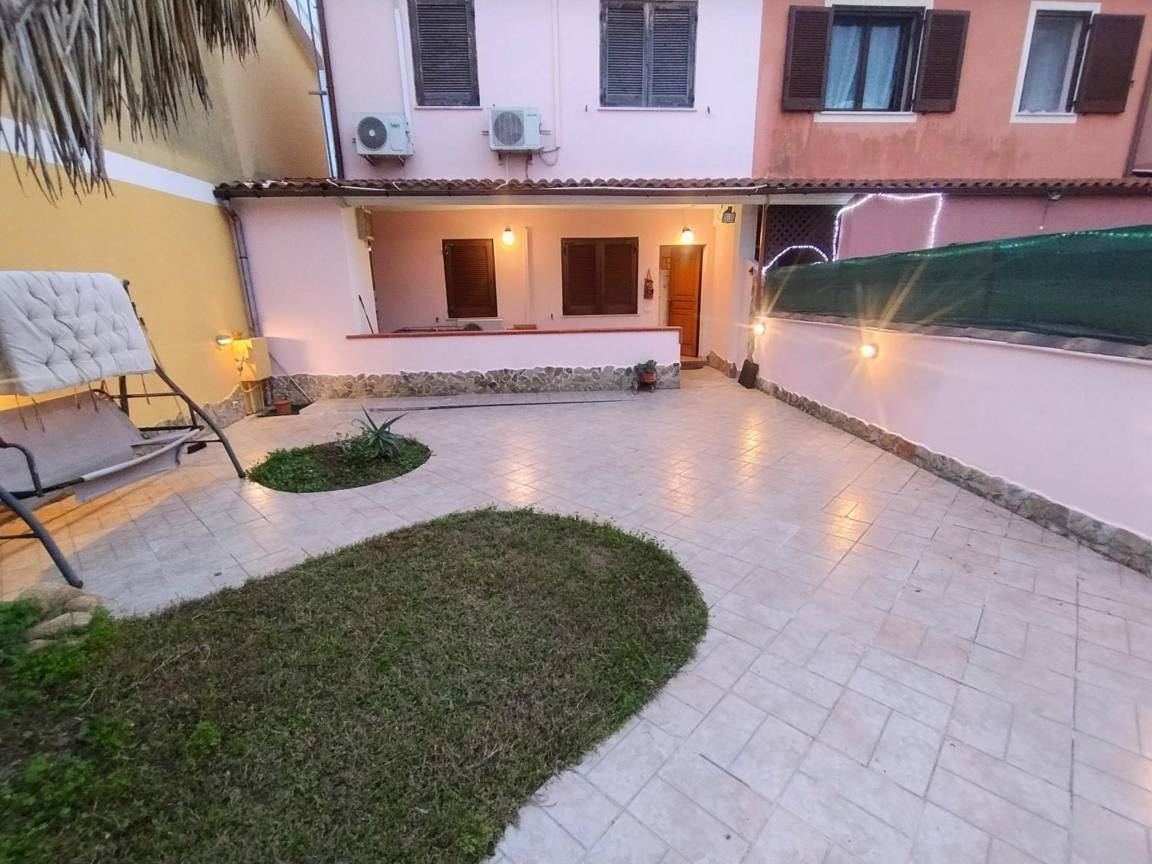 75 M² Maison De Vacances ∙ 2 Chambres ∙ 5 Personnes - Capoterra