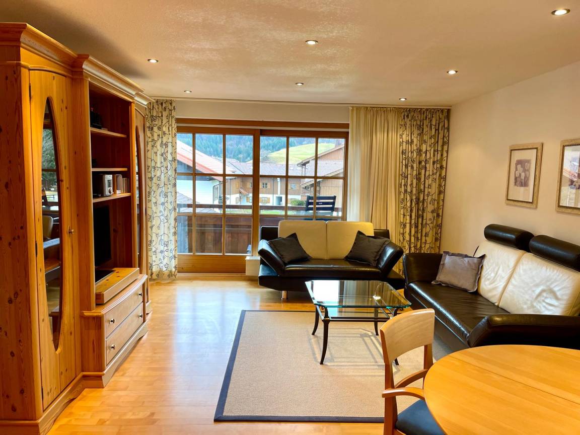 68 M² Ferienwohnung ∙ 2 Schlafzimmer ∙ 4 Gäste - Obermaiselstein