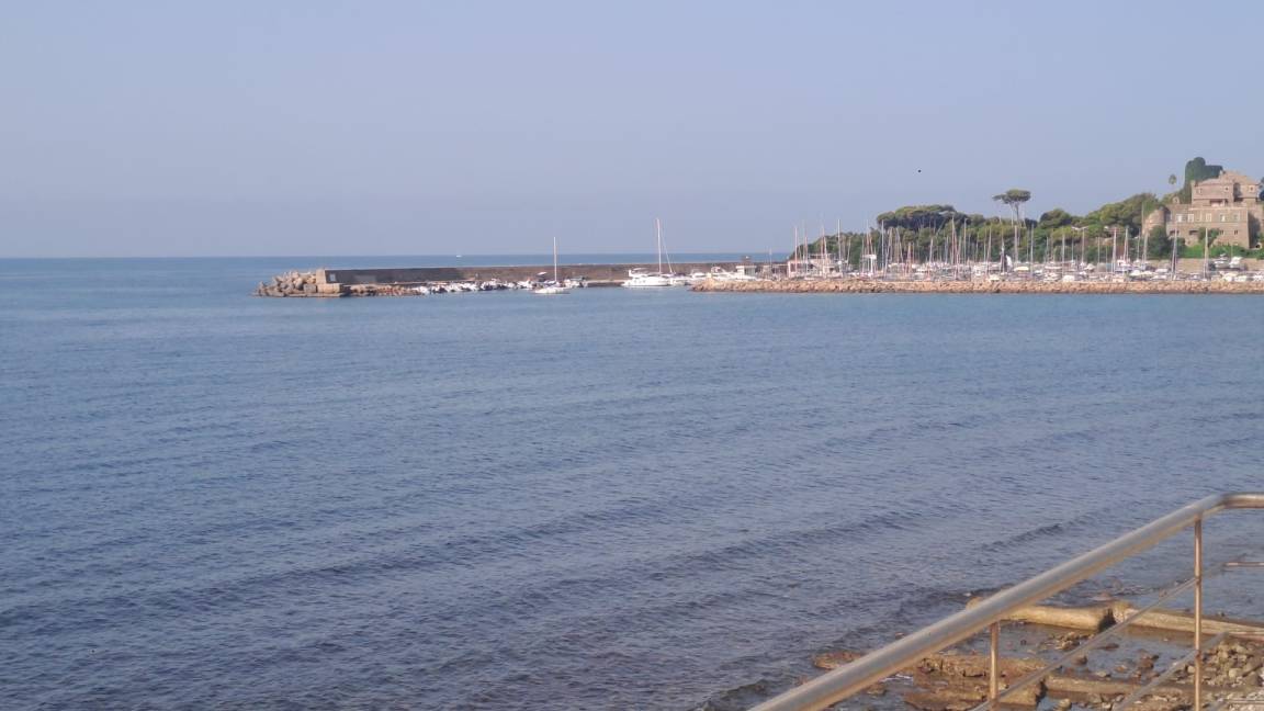 Villa ∙ 4 Slaapkamers ∙ 8 Gasten - Santa Marinella