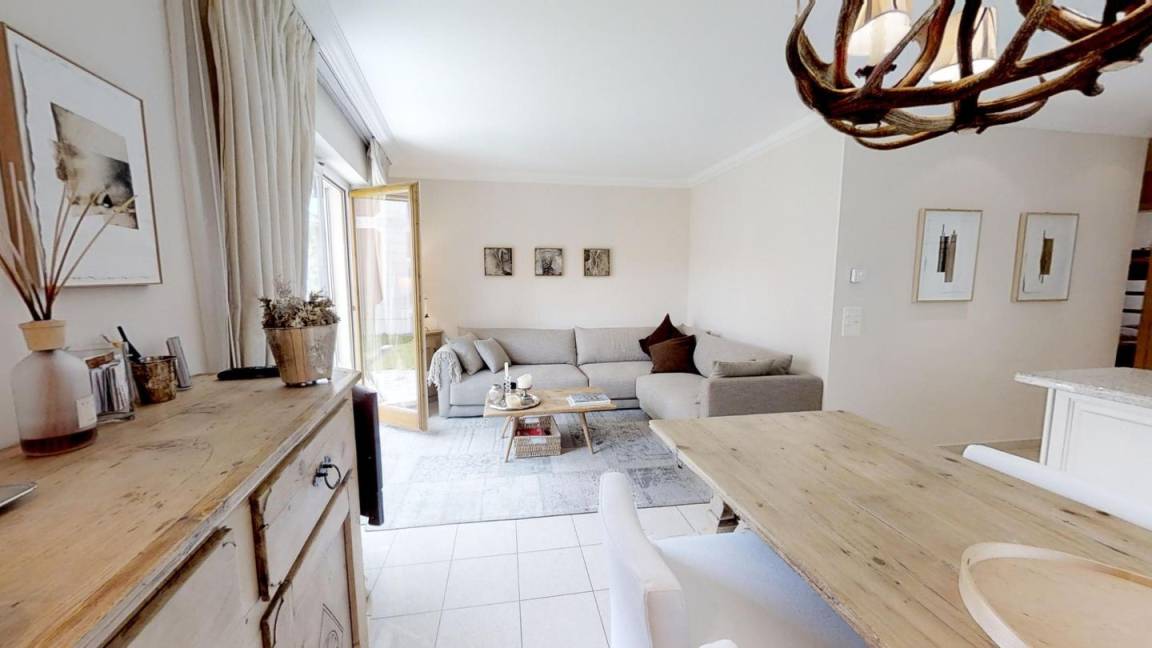 75 M² Ferienwohnung ∙ 2 Schlafzimmer ∙ 4 Gäste - Unterengadin